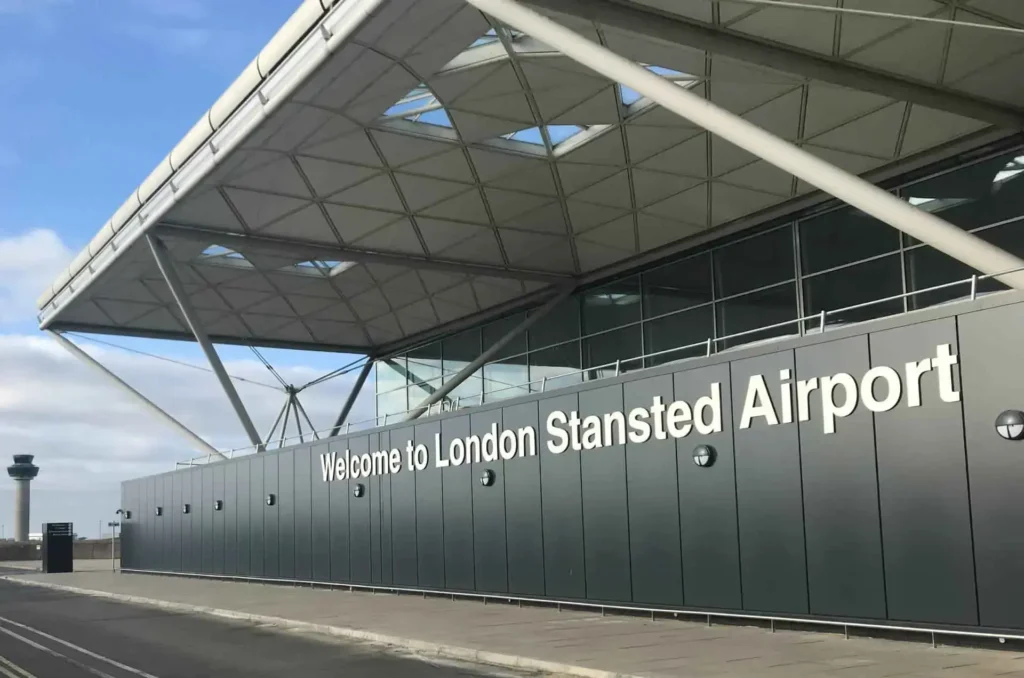 Stockbridge To Stansted Airport Transfers